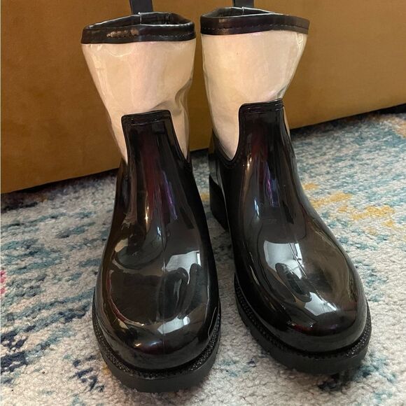 Charter Club Trudy Black Fleece Plastic Rain Boots Sz 8 - Picture 2 of 8